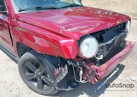 2015 Jeep Patriot Altitude Edition из США, поврежденный, VIN 1C4NJPBA2FD350104